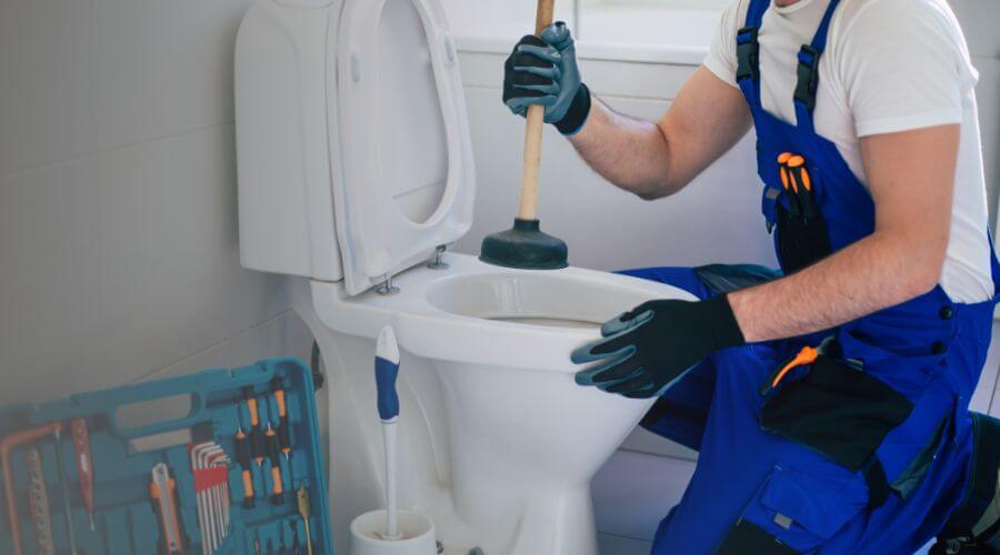 Professional same day plumber in Cantonment, FL